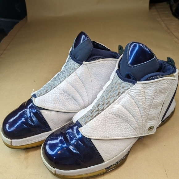 Nike Air Jordan 16 Retro Midnight Navy 2016 men's Size 9.5 683075-106 White Blue - Picture 1 of 10